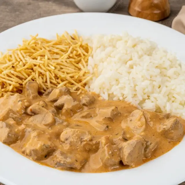 Strogonoff de frango