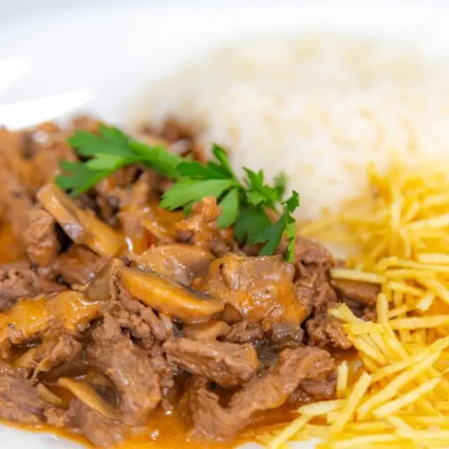Strogonoff de carne
